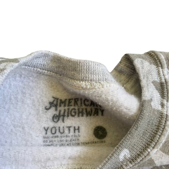 American Highway World Tour 74 Animal Print Crewneck Sweatshirt - Picture 2 of 6